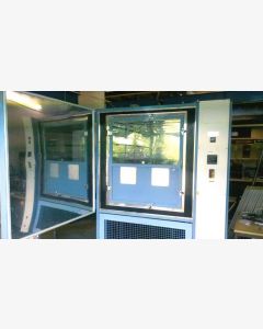 Fisons Environmental Chamber 730E/C/r40-IND