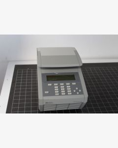 Applied Biosystems 2720 Thermal Cycler 96 -Well