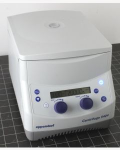 Eppendorf 5424 Microcentrifuge