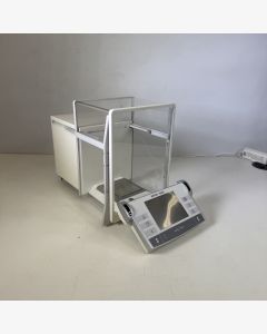 Mettler Toledo AX205 Deltarange Analytical Balance 5 Place 220 x 0.00001g
