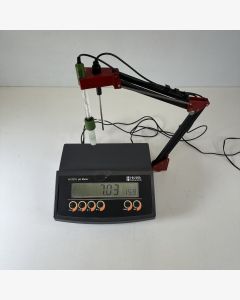 Hanna pH Meter Benchtop Model HI 2210 Complete with Stand/Electrode/Temp Probe