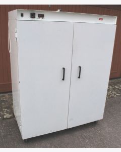 Leec Incubator P33, 2 Door, 730 Liter