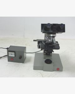 Leitz Dialux Research and Laboratory Microscope with Light Source and Power Meter