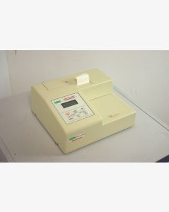 BIO-RAD Benchmark Microplate Reader