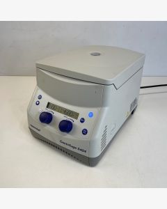 Eppendorf 5424 Micro Centrifuge with Rotor FA-45-24-11